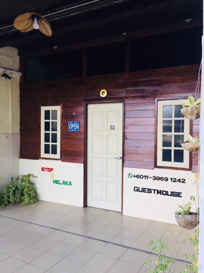 Stop @Melaka Guesthouse מראה חיצוני תמונה